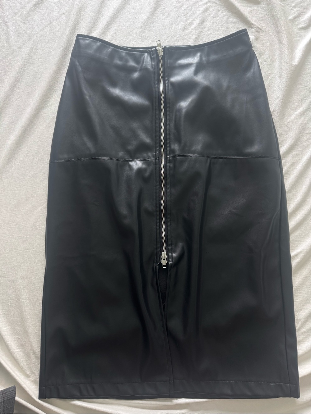 Cider Black Faux Leather Pencil Skirt with Front Zip